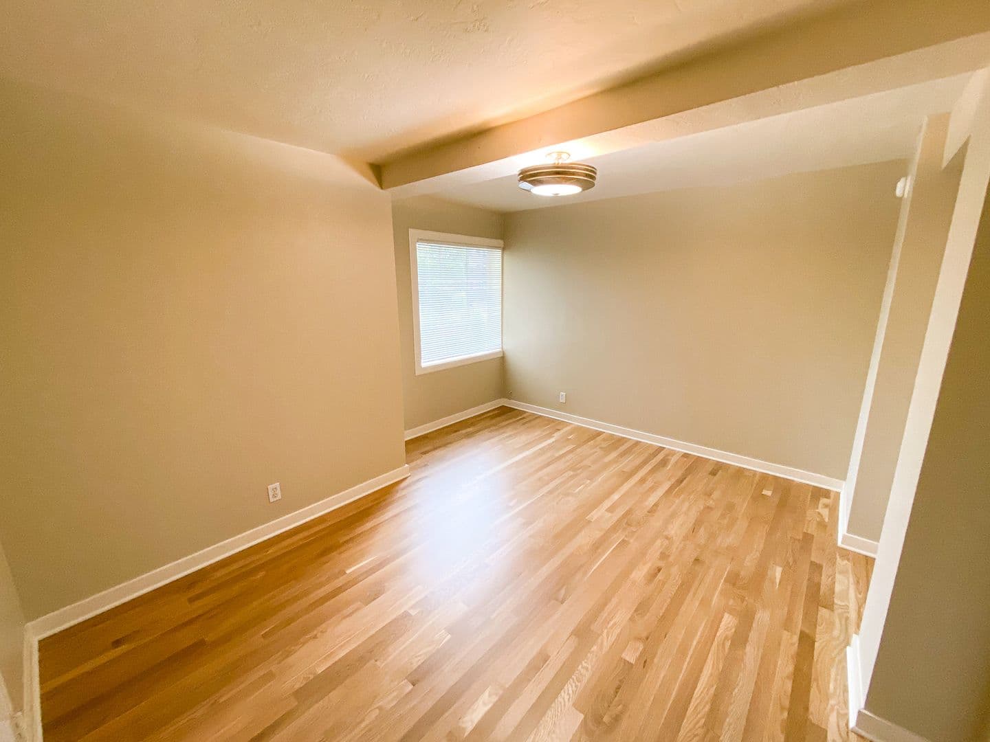 Portland Apartment: 2199 NW Everett St