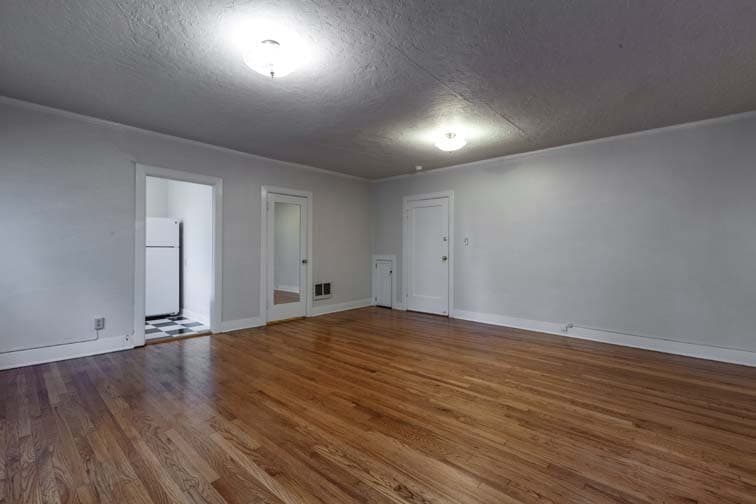Portland Apartment: 2030 NW Marshall St