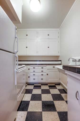 Portland Apartment: 2185 SW Yamhill St