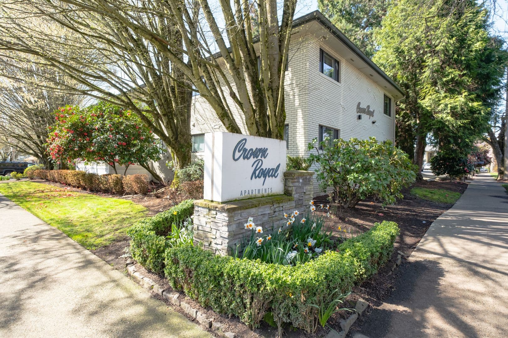 Portland Apartment: 1944 NE Schuyler