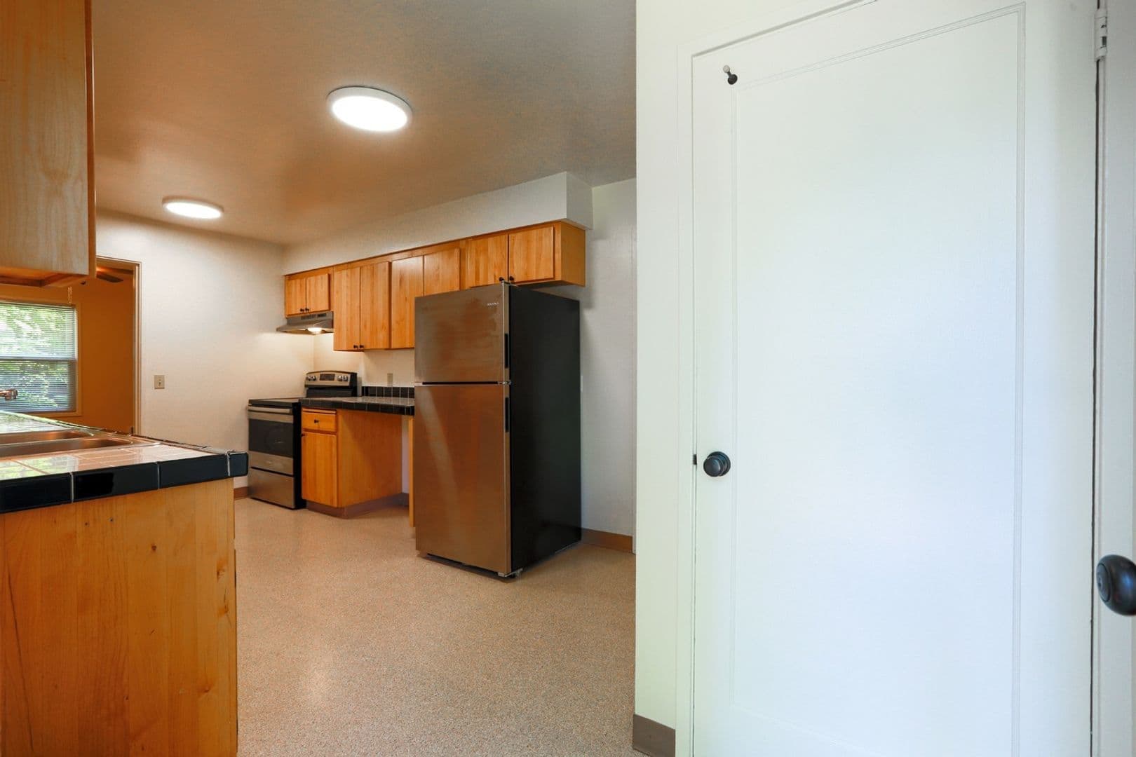Portland Apartment: 10381 SW  Eastridge St, #44