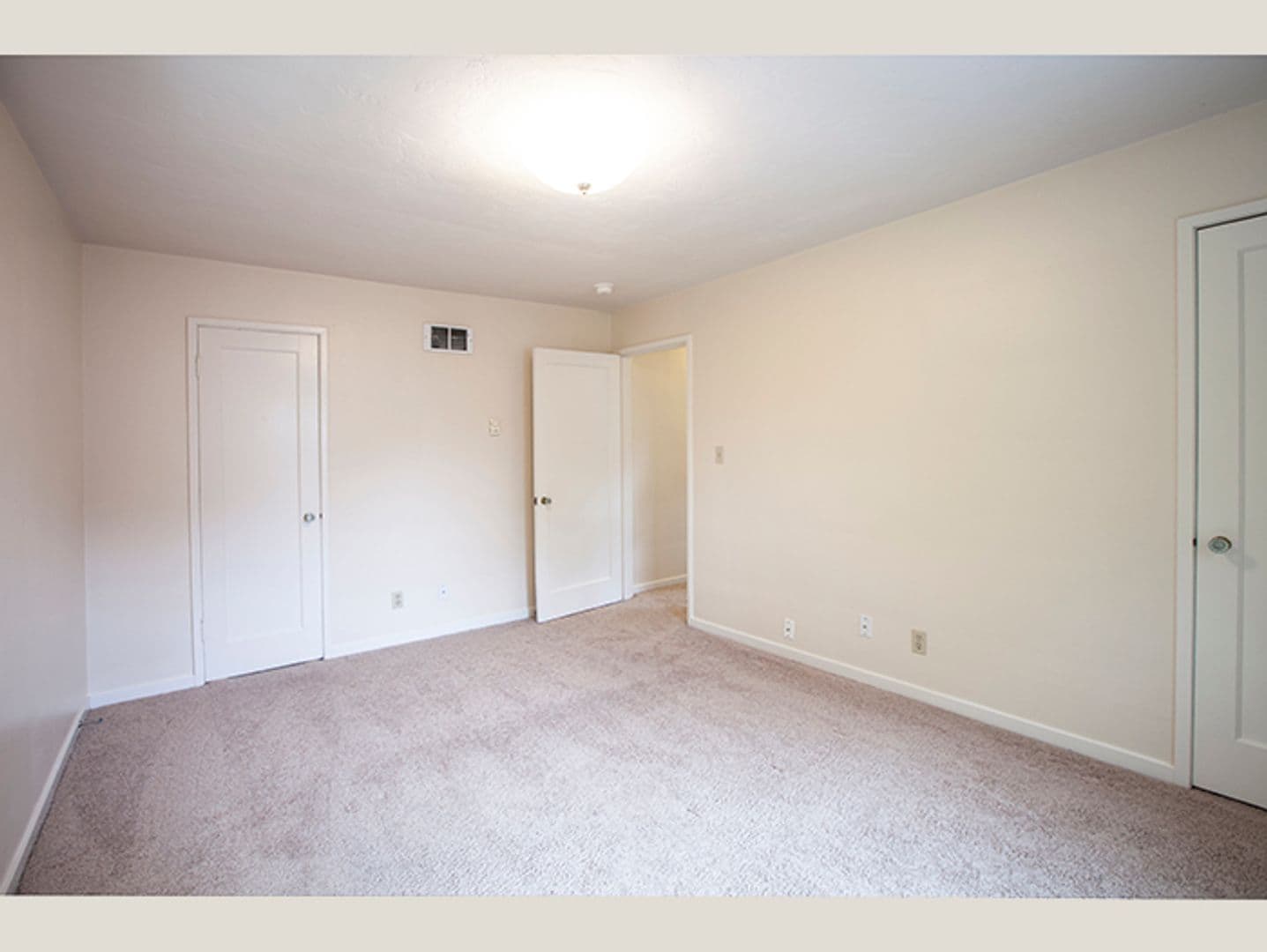 Portland Apartment: 1758 SW Marlow Ave, #12