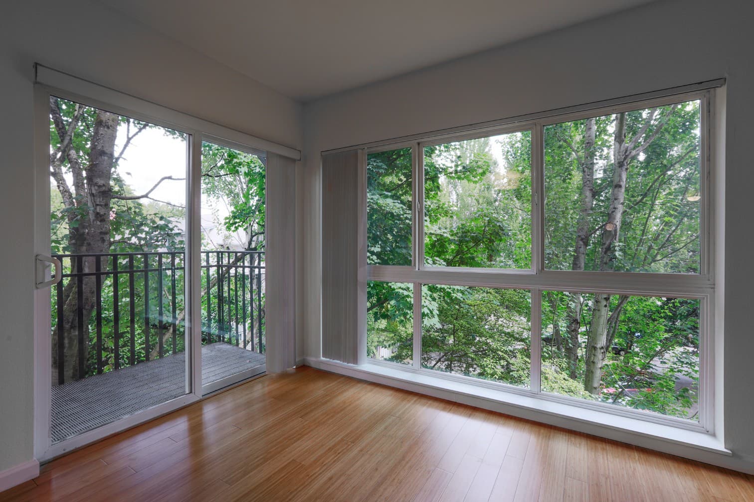 Portland Apartment: 210 NW 20th Ave