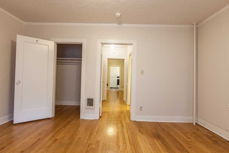 Portland Apartment: 2030 NW Marshall St