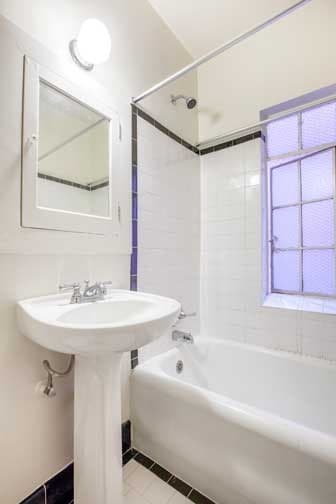 Portland Apartment: 1431 SW Park Ave