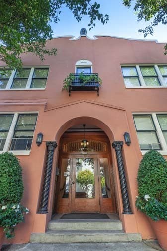Portland Apartment: 2030 NW Marshall St
