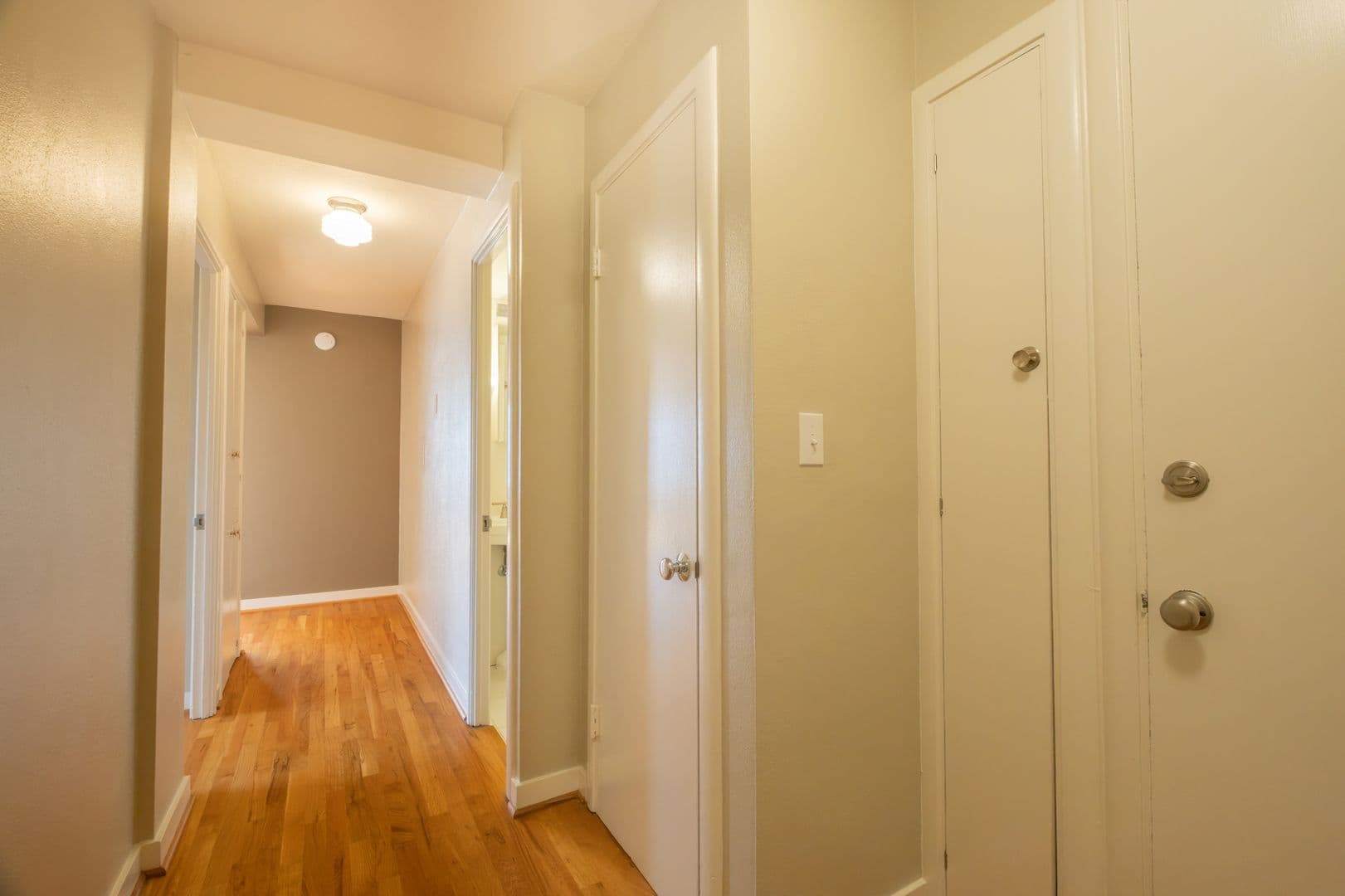 Portland Apartment: 2199 NW Everett St