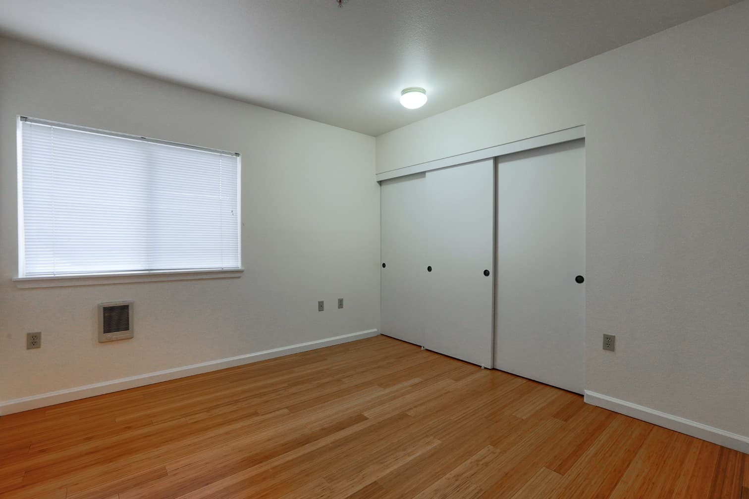 Portland Apartment: 210 NW 20th Ave