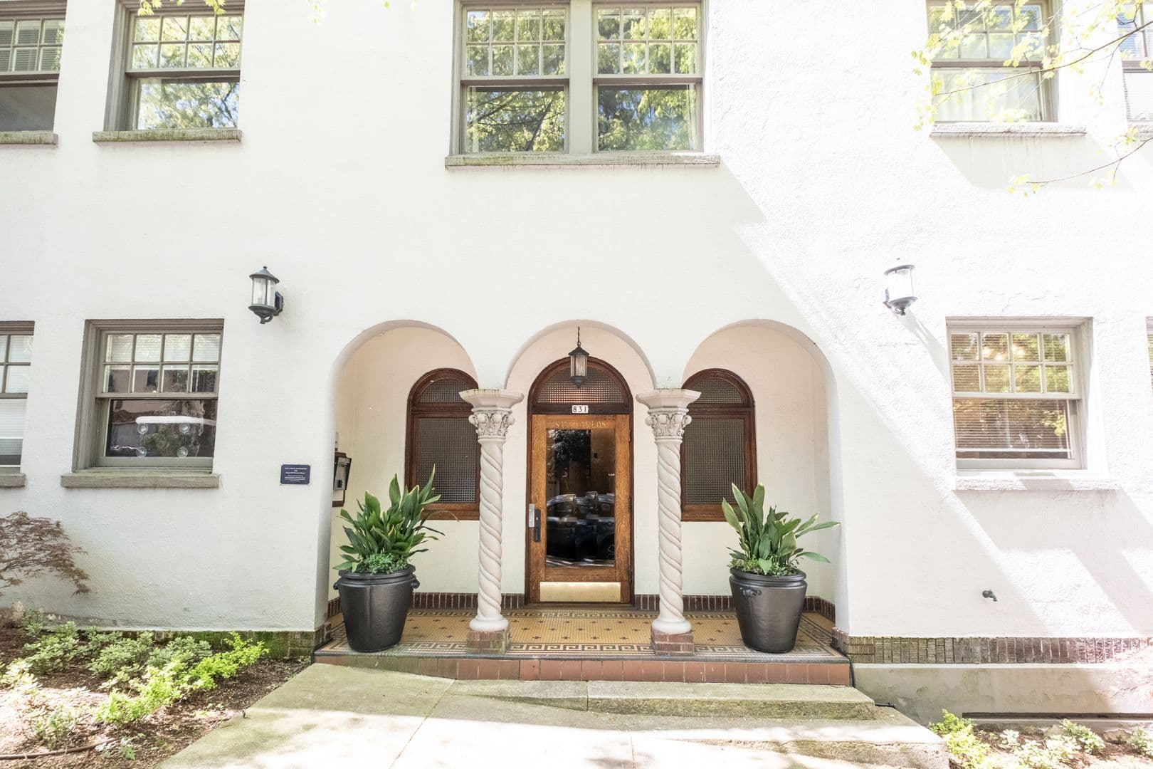 Portland Apartment: 831 SW Vista Ave