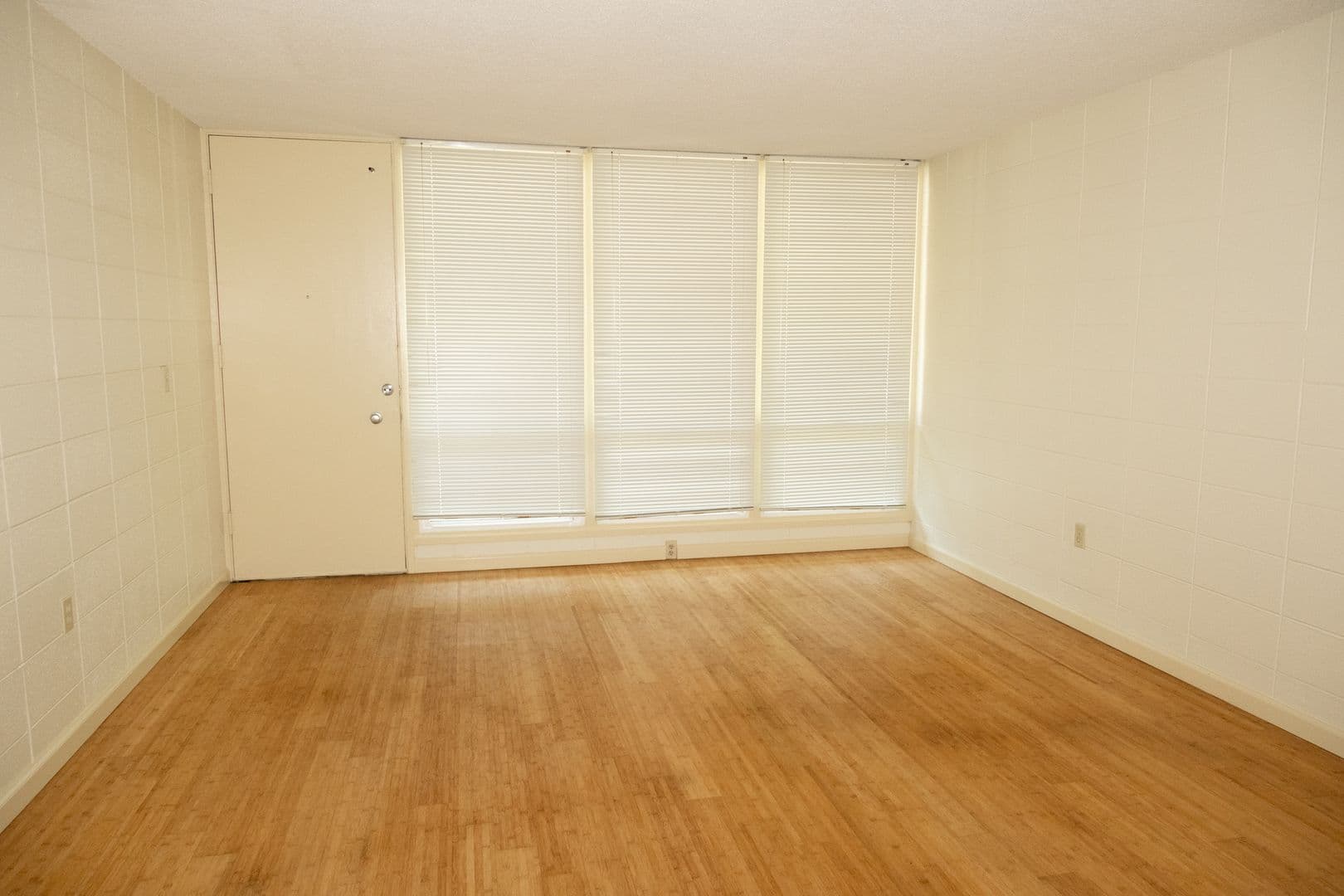 Portland Apartment: 1905 NW 29th Ave