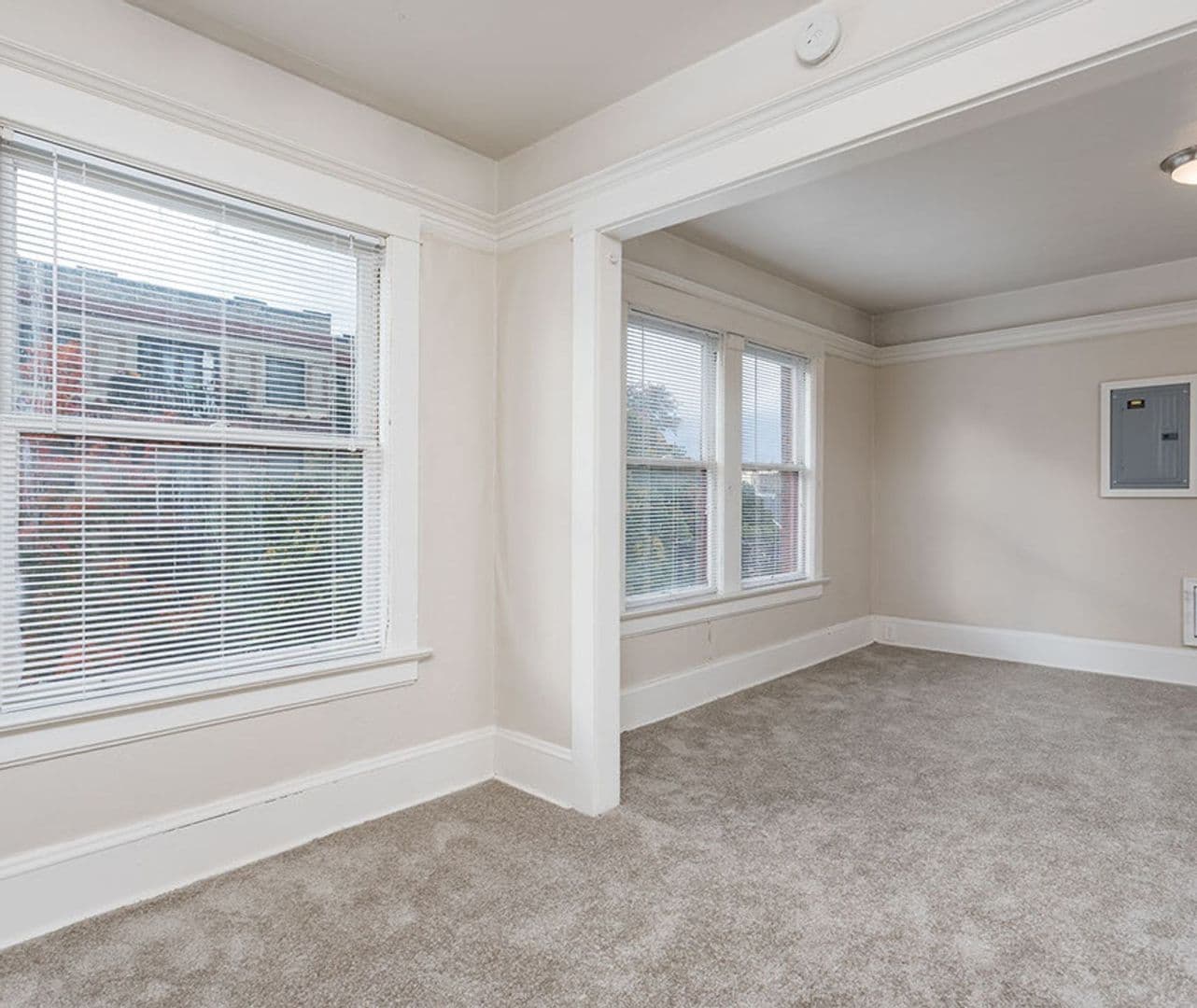 Portland Apartment: 1126 SW 12th Avenue