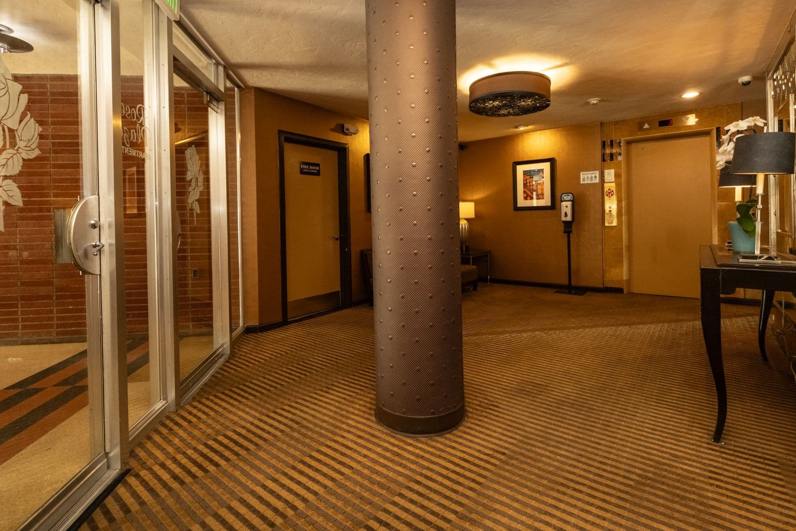 Portland Apartment: 2199 NW Everett St