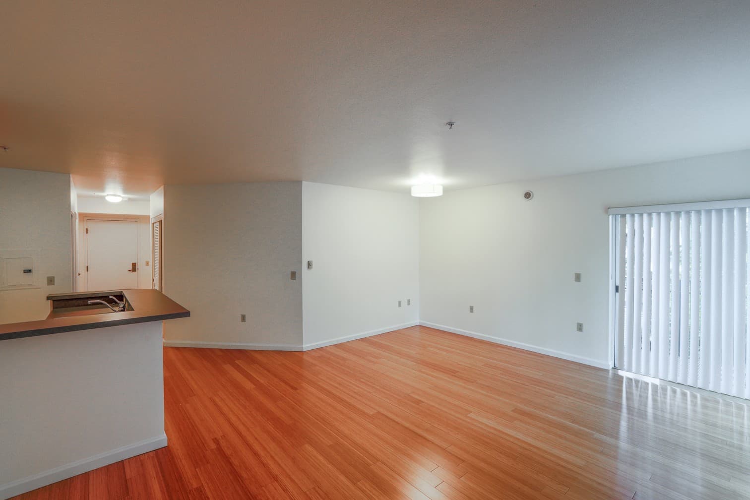 Portland Apartment: 210 NW 20th Ave