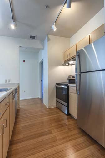 Portland Apartment: 2315 NW Overton St