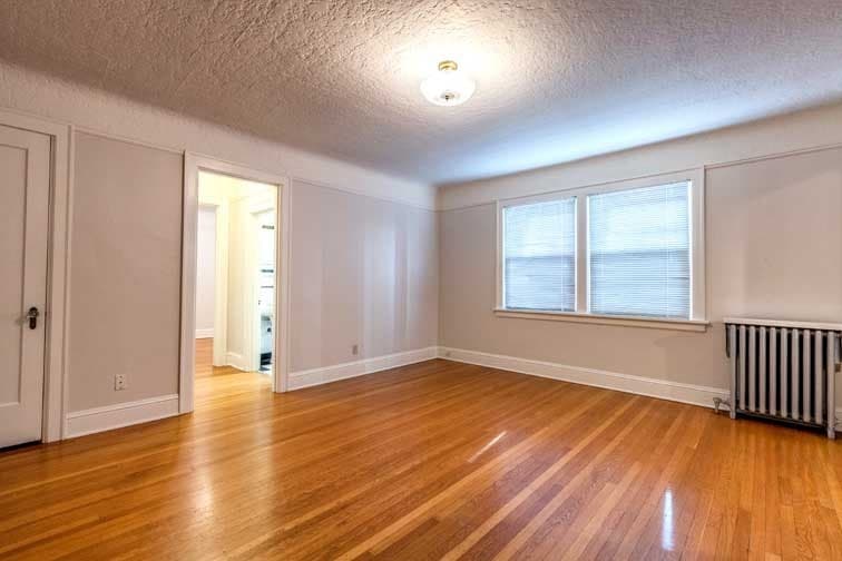 Portland Apartment: 707 NW 19th Ave