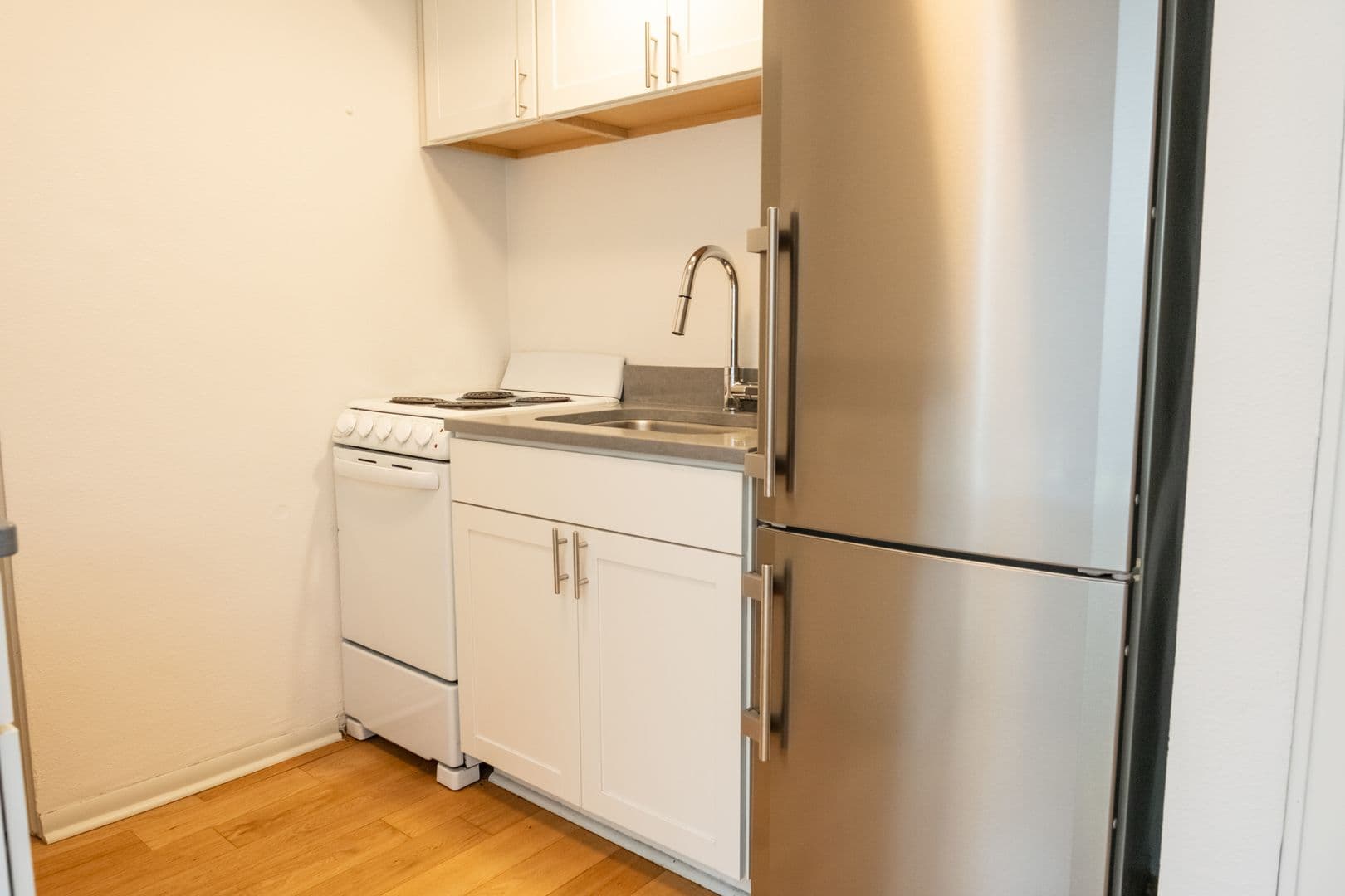 Portland Apartment: 1117 SW Alder St.