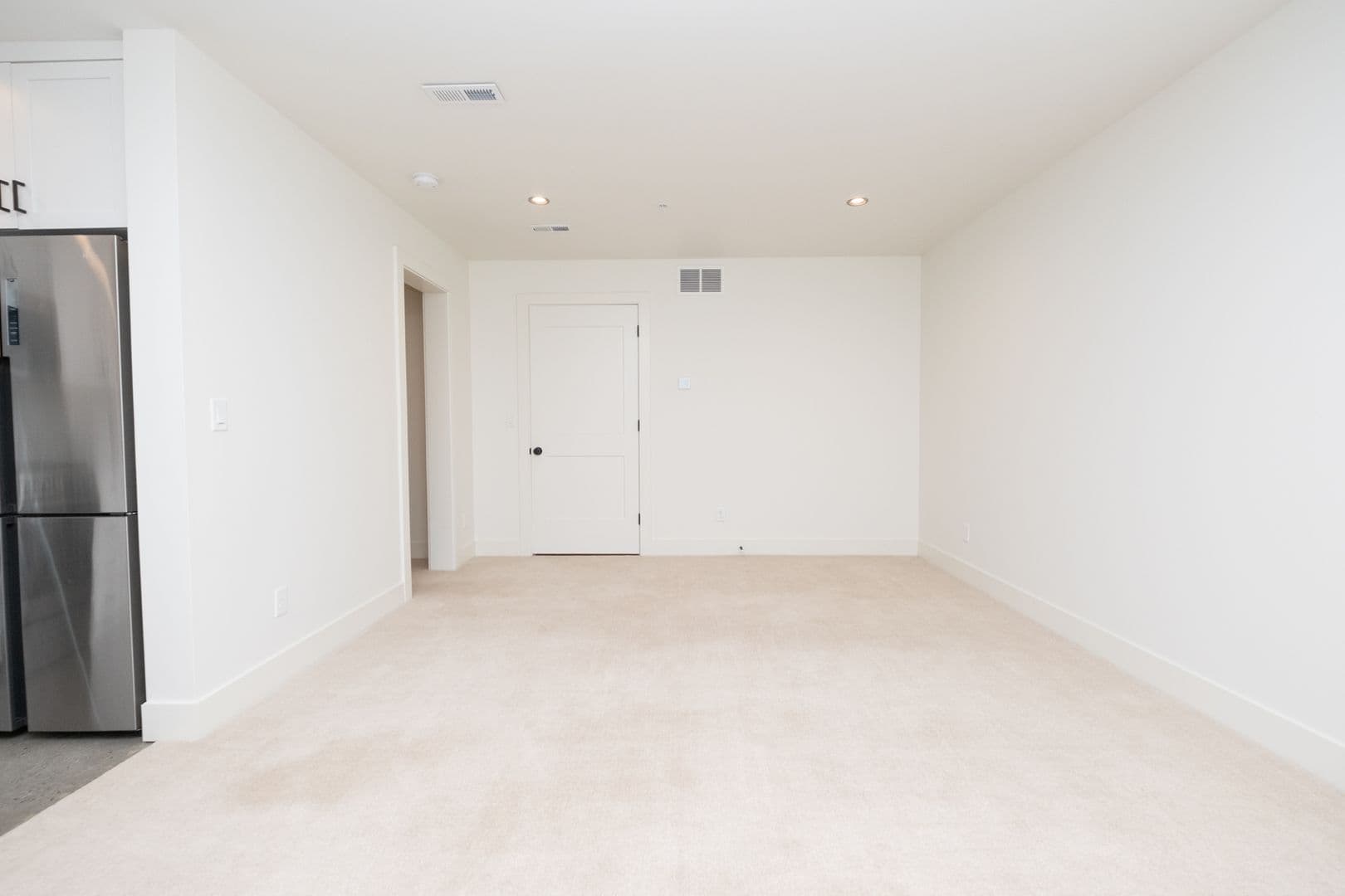 Portland Apartment: 2915A-2989B NW Wilson St.