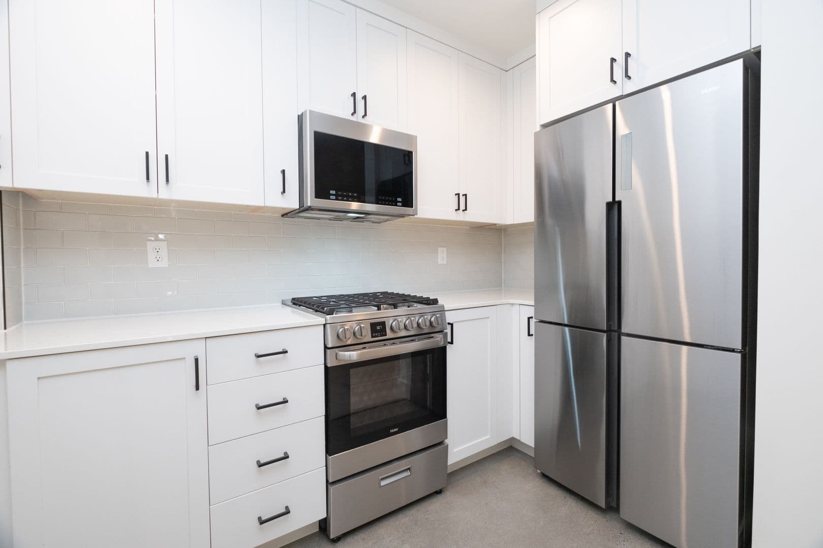 Portland Apartment: 2915A-2989B NW Wilson St.