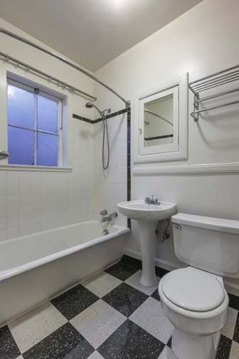Portland Apartment: 2030 NW Marshall St