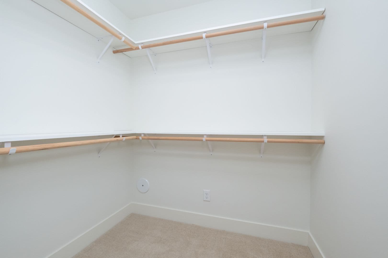 Portland Apartment: 2915A-2989B NW Wilson St.