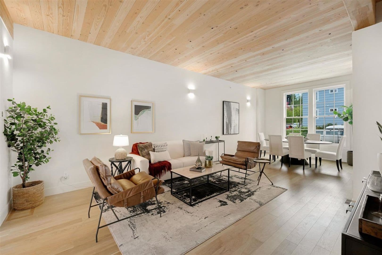 Portland Apartment: 2915A-2989B NW Wilson St.