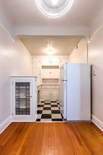 Portland Apartment: 707 NW 19th Ave