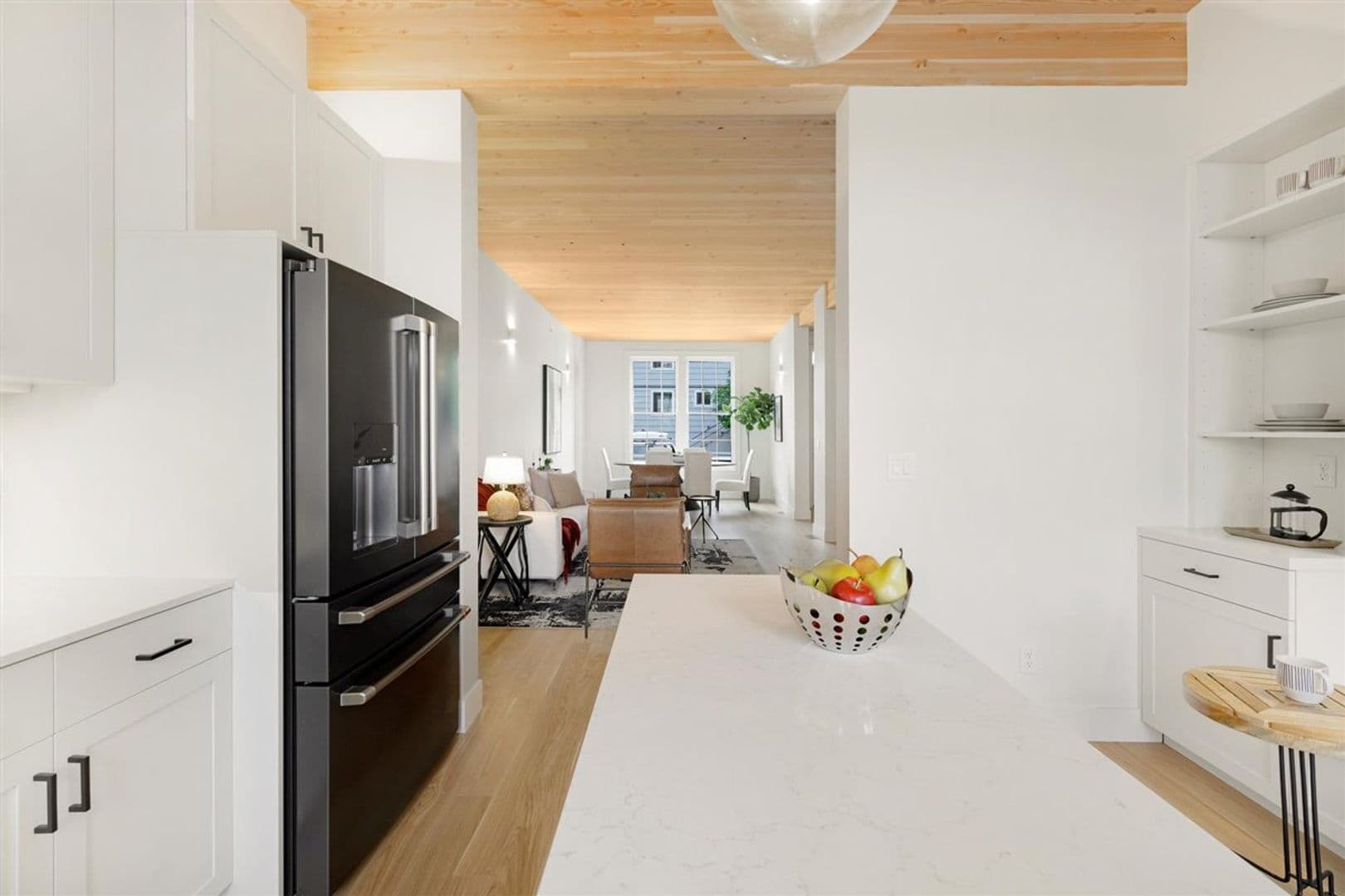 Portland Apartment: 2915A-2989B NW Wilson St.
