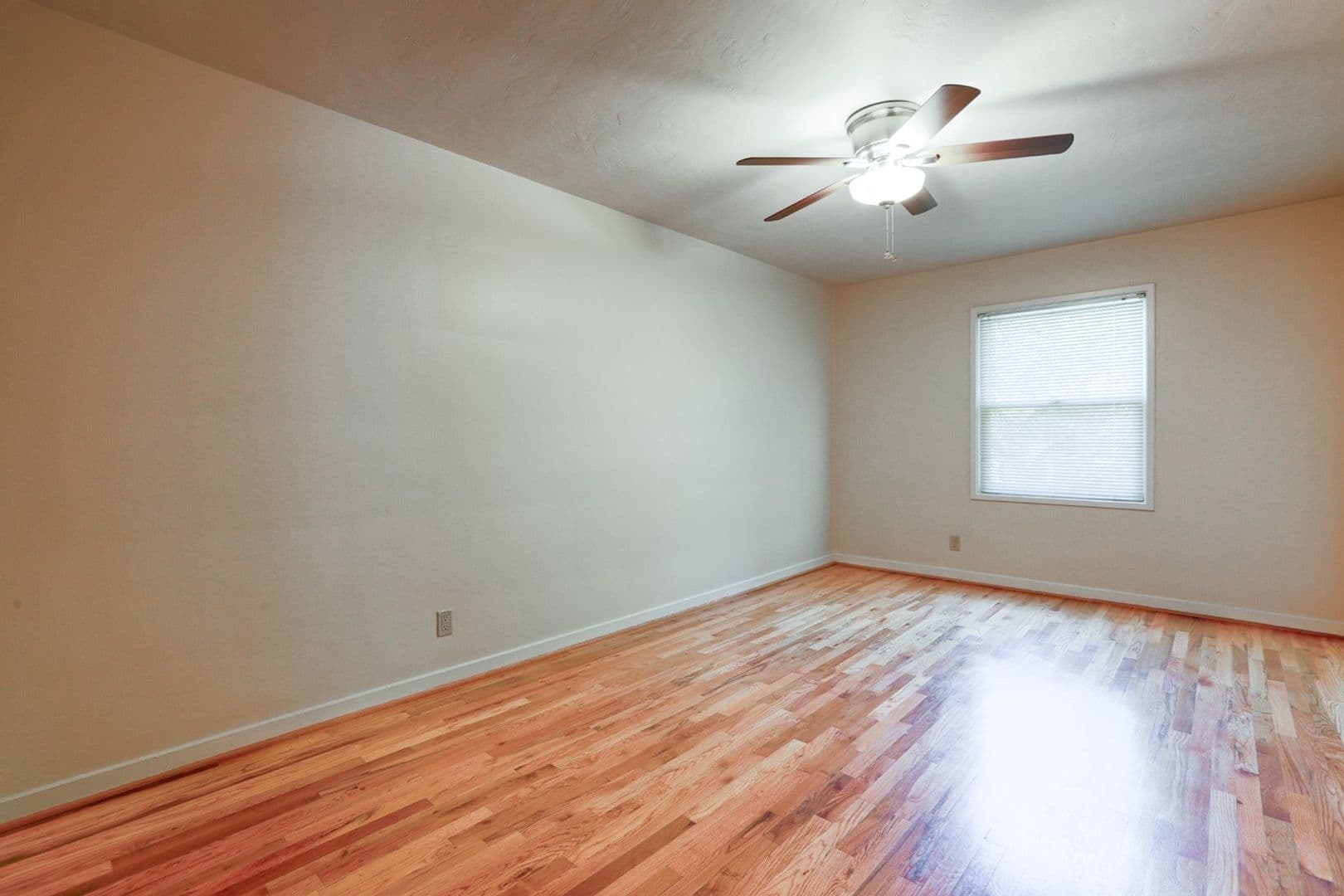 Portland Apartment: 10381 SW  Eastridge St, #44