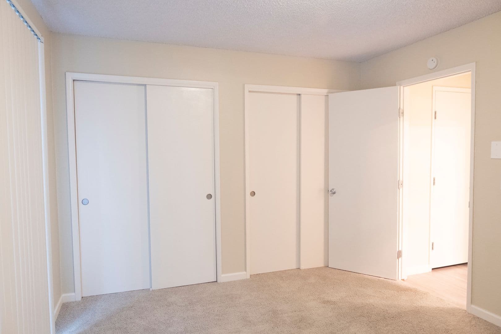 Portland Apartment: 1944 NE Schuyler