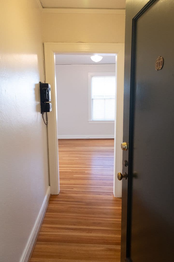 Portland Apartment: 2185 SW Yamhill St