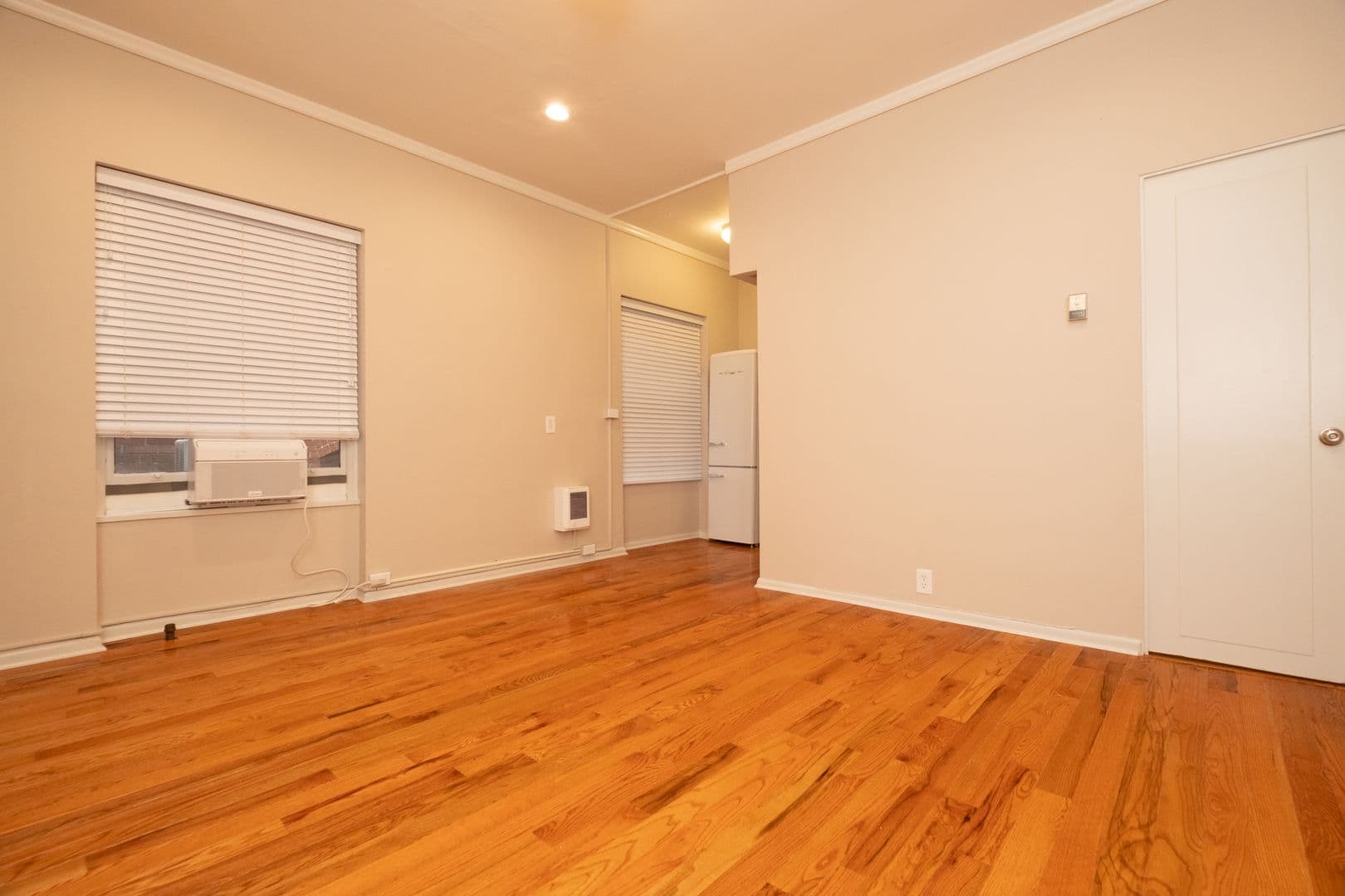 Portland Apartment: 1117 SW Alder St.