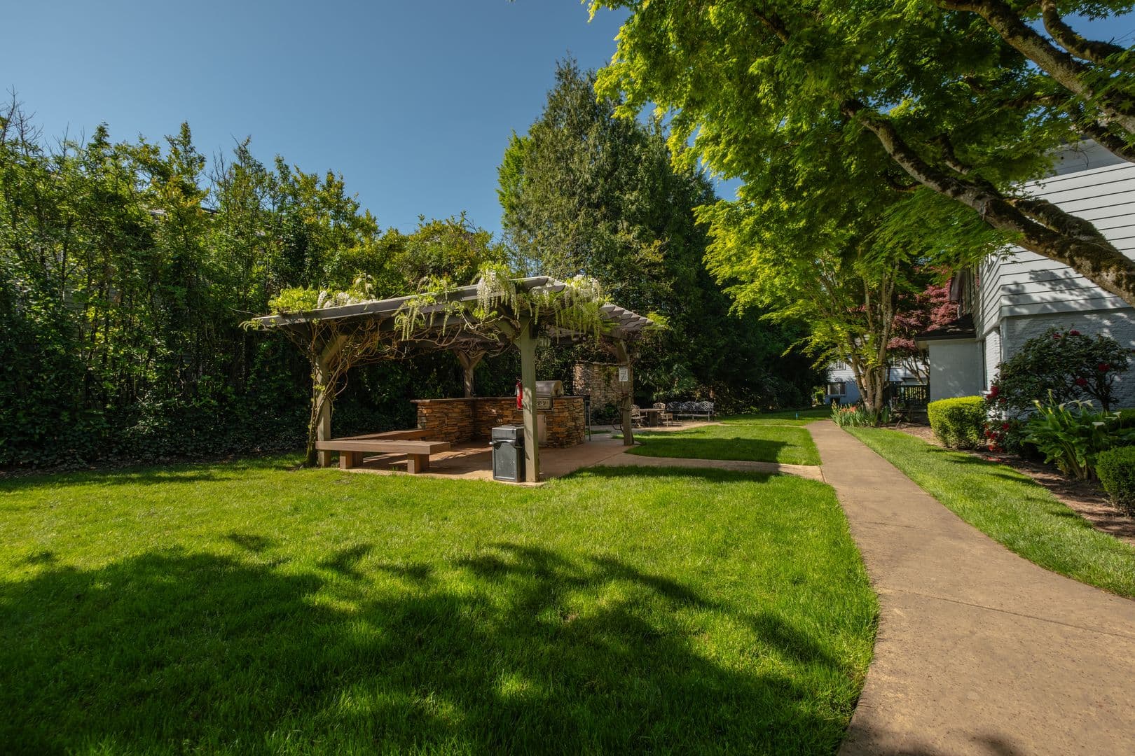 Lake Oswego Apartment: 295 3rd Street