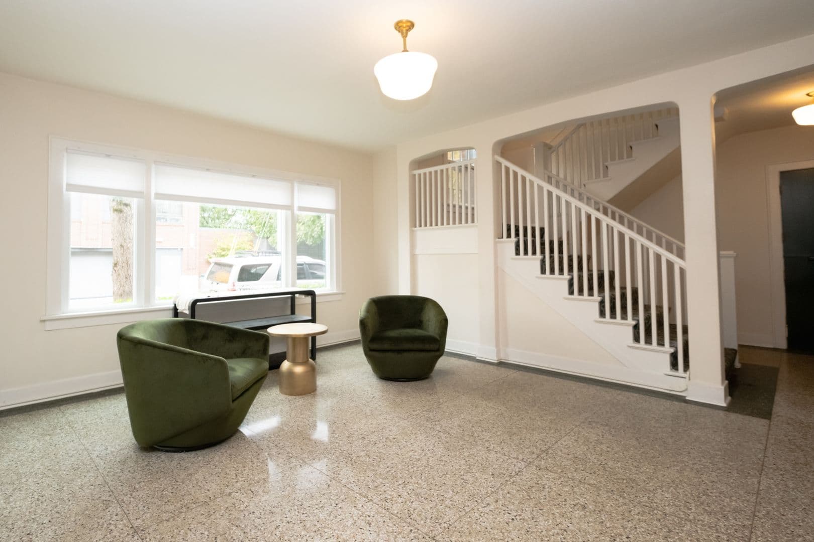Portland Apartment: 1430 SE 14th Ave