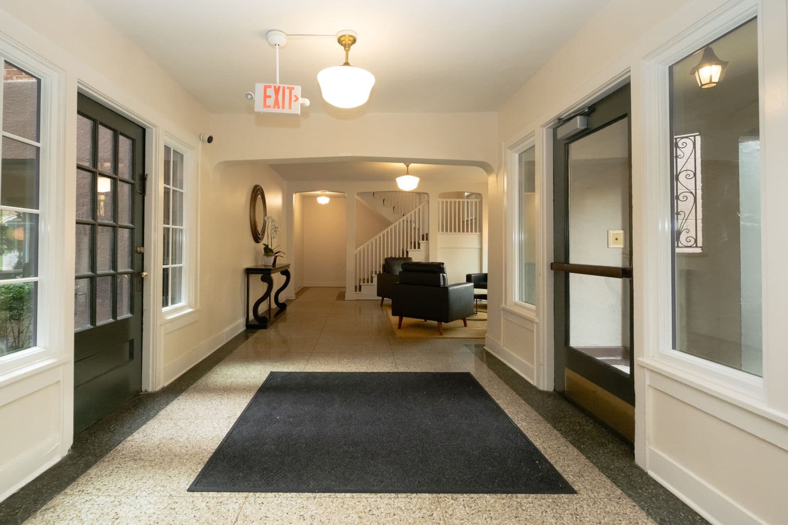 Portland Apartment: 1430 SE 14th Ave