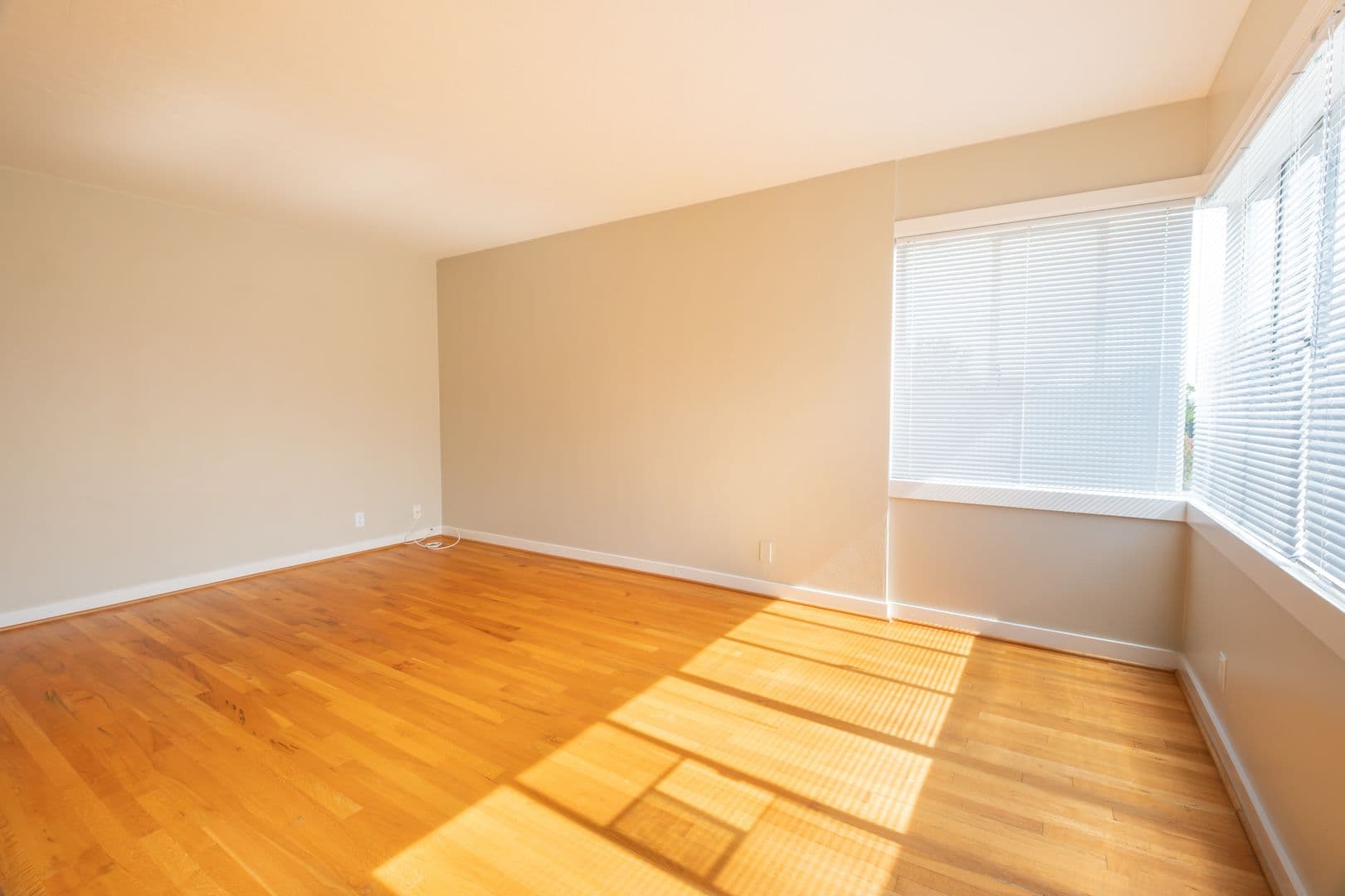 Portland Apartment: 2199 NW Everett St