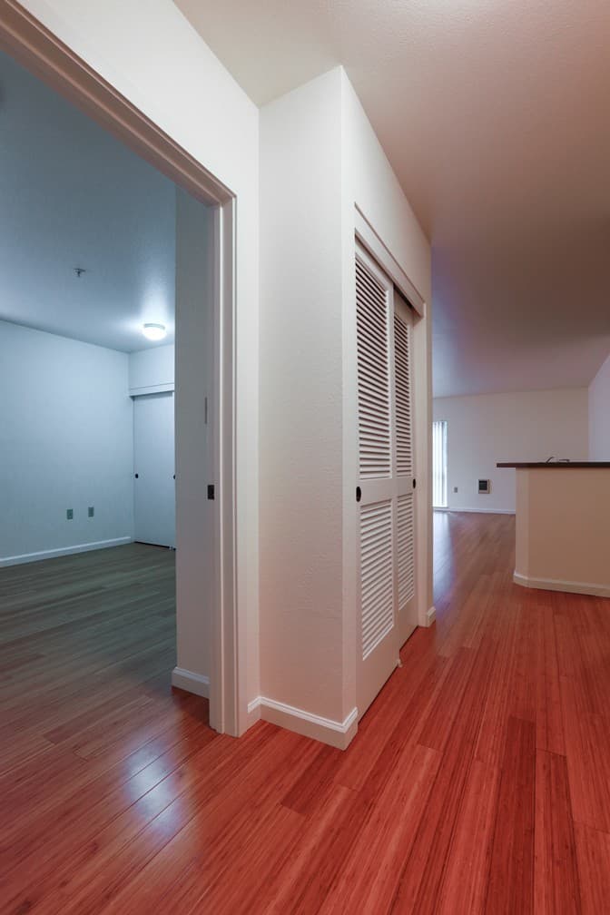 Portland Apartment: 210 NW 20th Ave