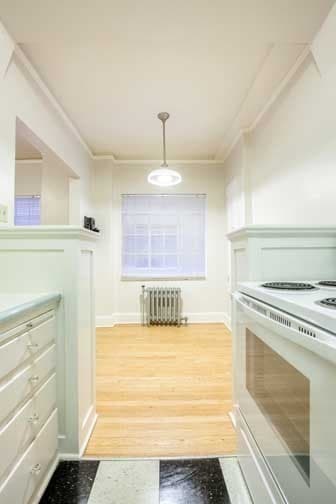 Portland Apartment: 1431 SW Park Ave