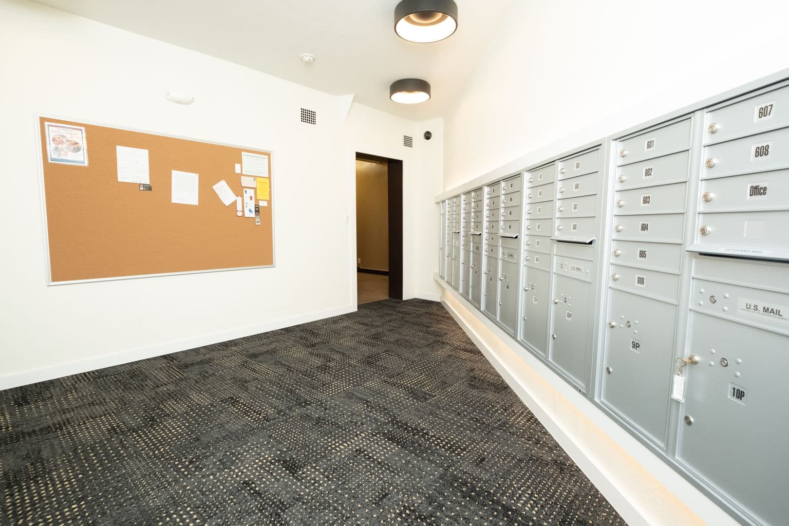 Portland Apartment: 2199 NW Everett St