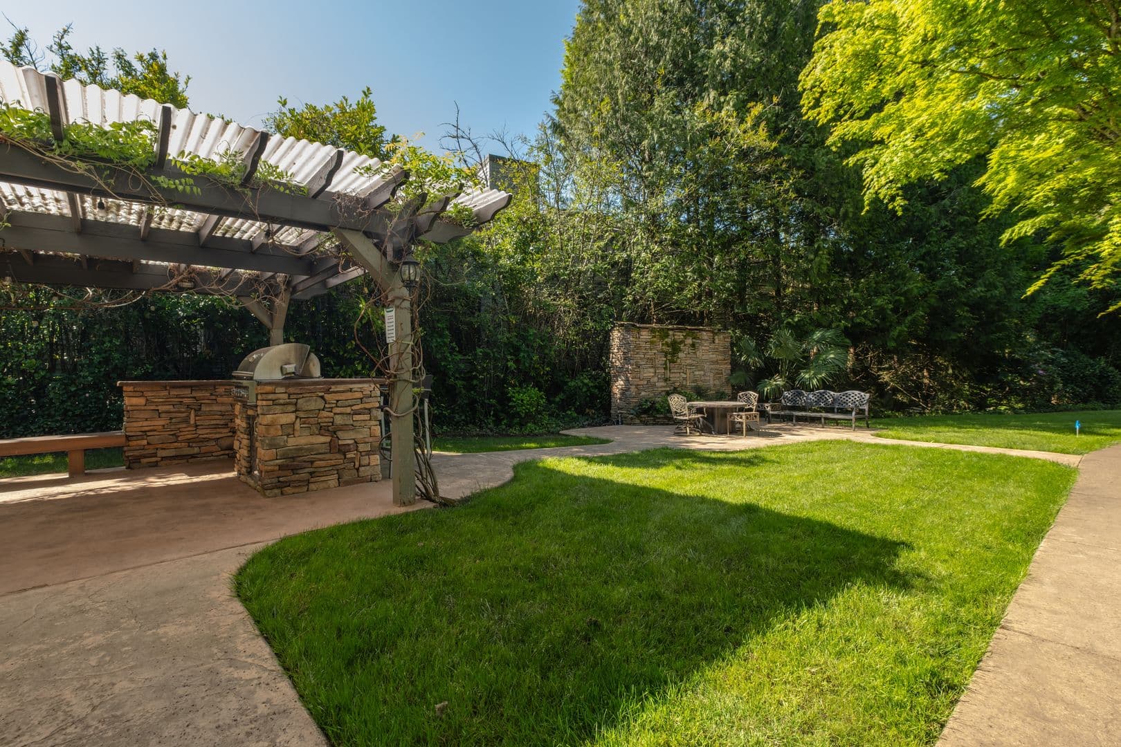Lake Oswego Apartment: 295 3rd Street