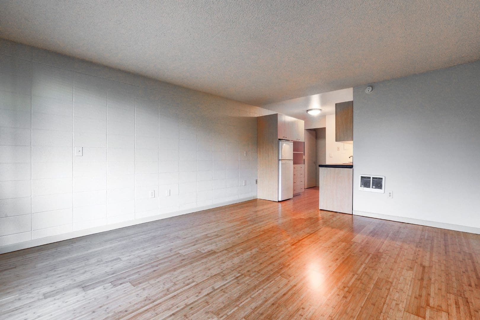 Portland Apartment: 1905 NW 29th Ave