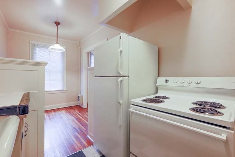 Portland Apartment: 2185 SW Yamhill St
