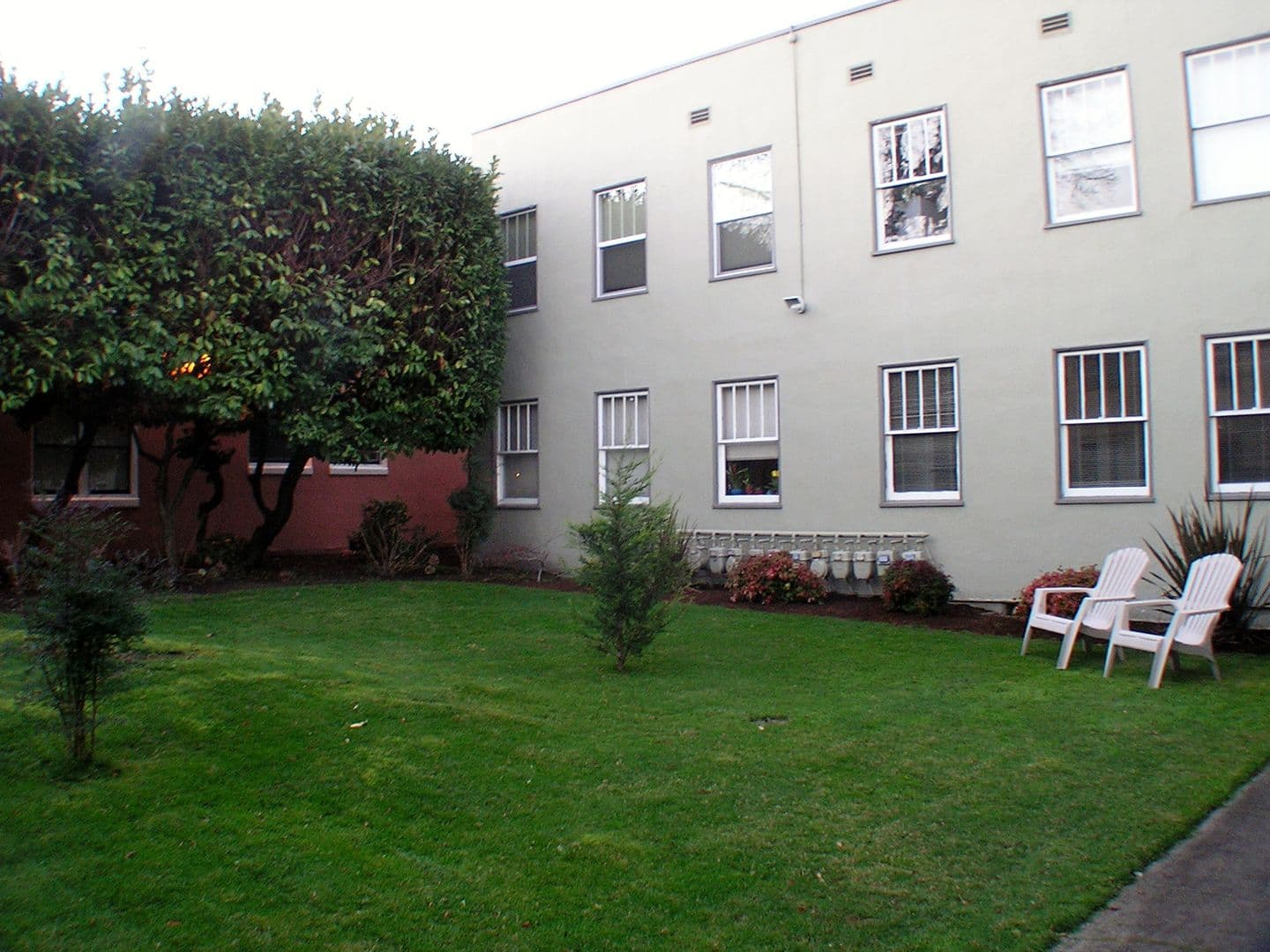 Portland Apartment: 1037 NW 20th Ave
