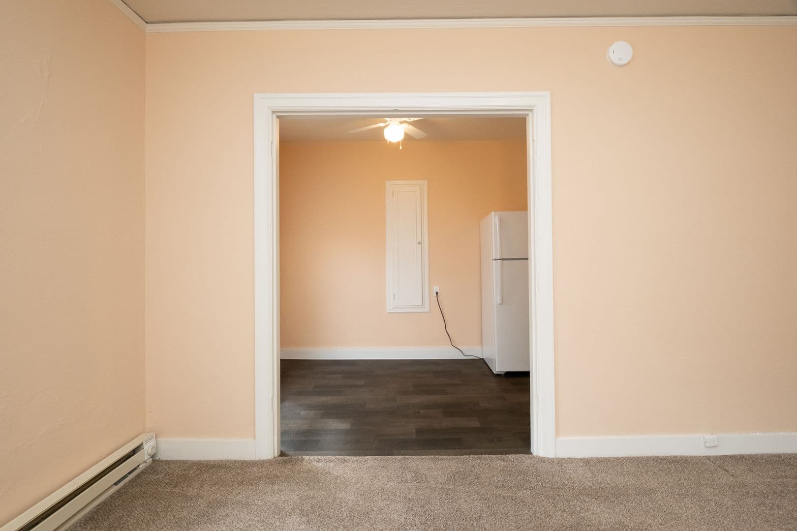 Portland Apartment: 6109 SE Belmont St.