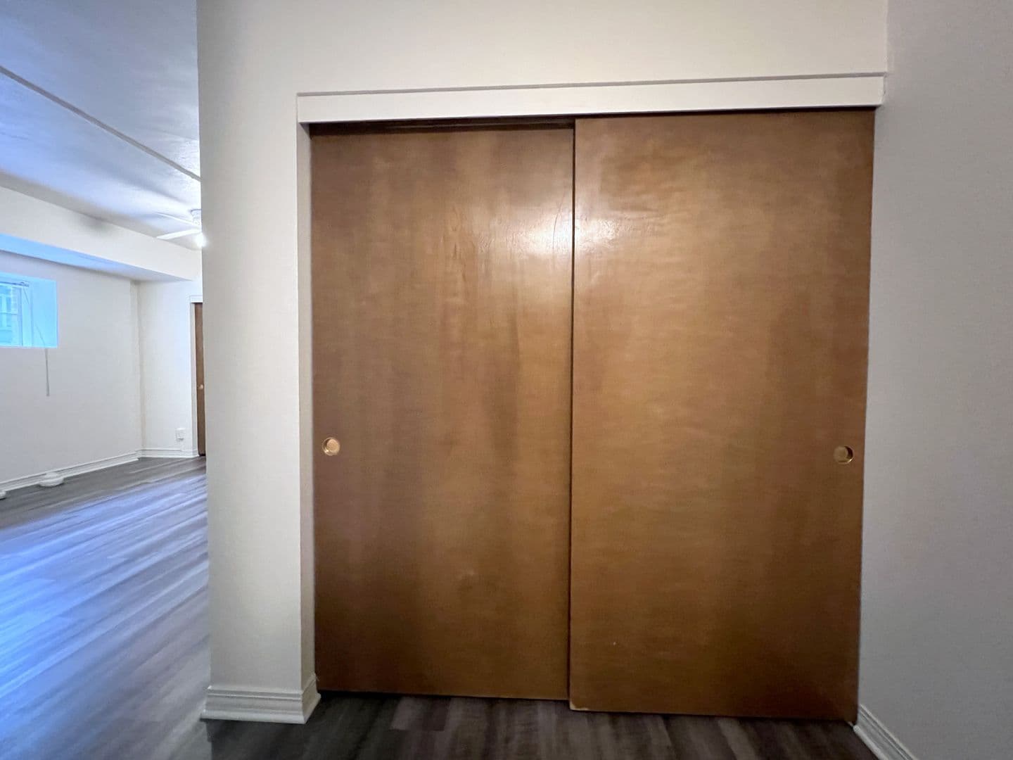 Portland Apartment: 1975 NW Everett St.