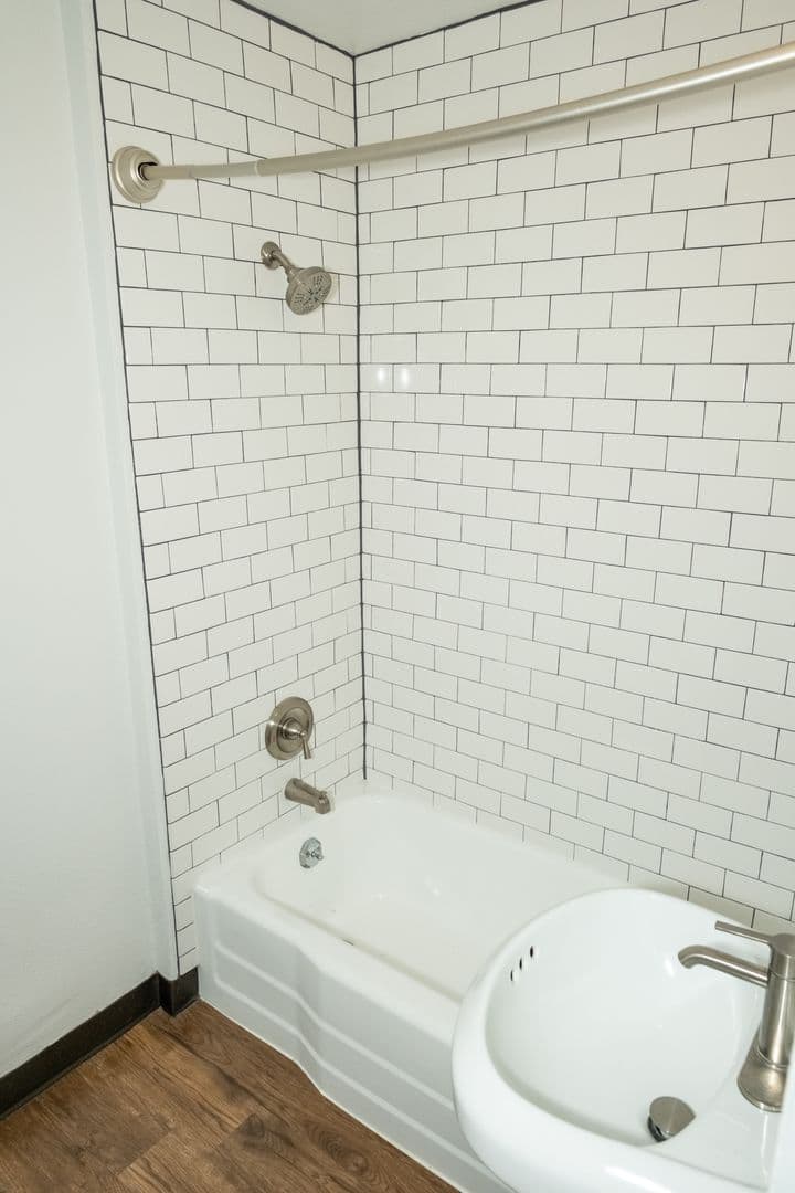 Portland Apartment: 1117 SW Alder St.