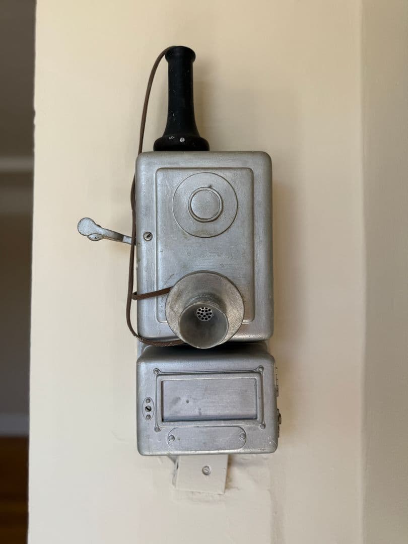 Portland Apartment: 708 NW 19th Ave.