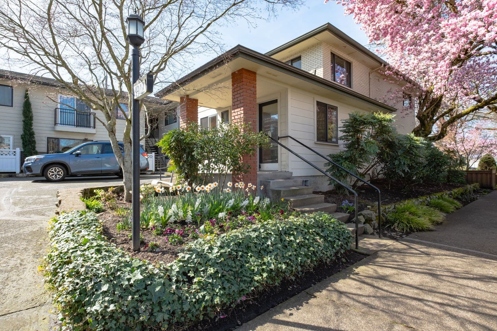 Portland Apartment: 1827 NE Schuyler