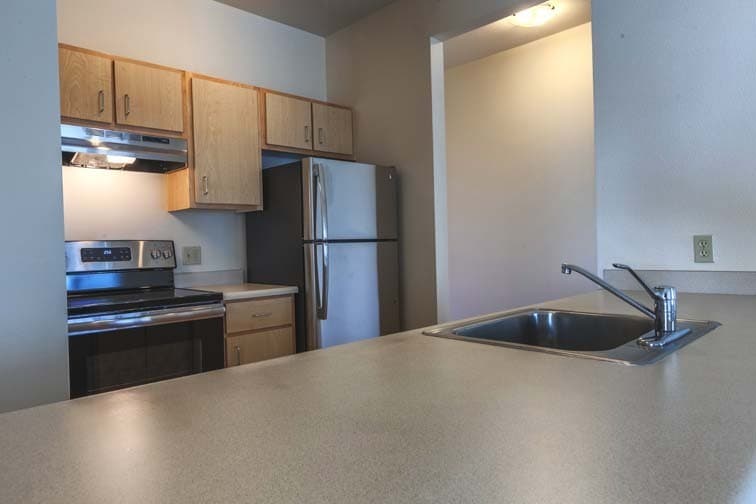 Portland Apartment: 2315 NW Overton St