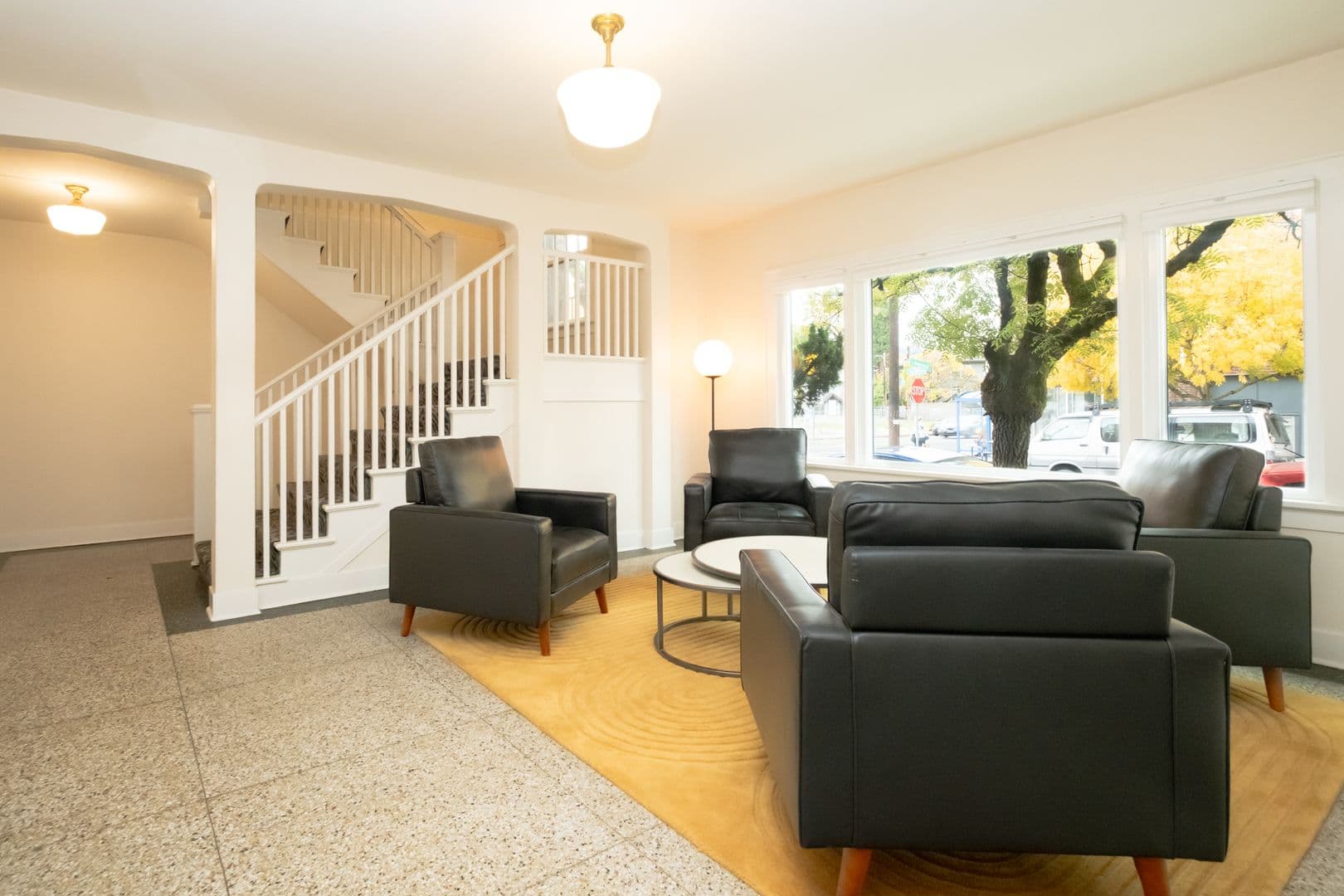 Portland Apartment: 1430 SE 14th Ave