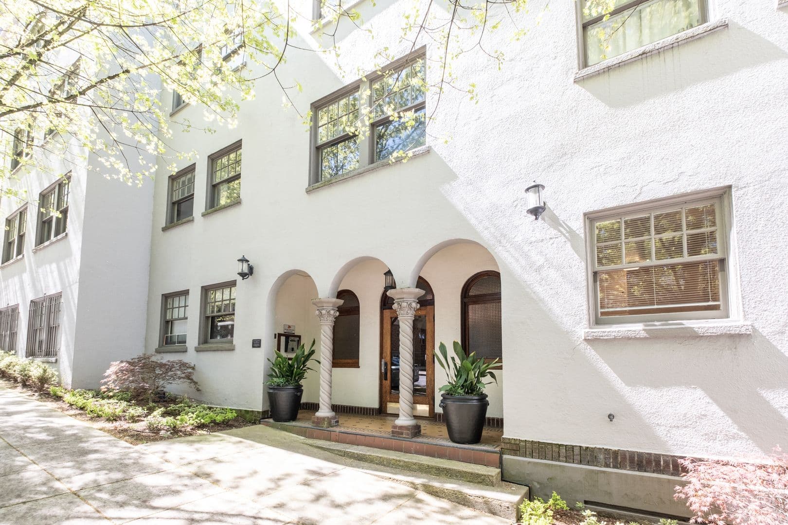 Portland Apartment: 831 SW Vista Ave